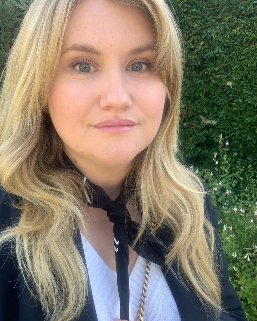 Jillian Bell Bio: Early Life, Net Worth, Career Highlights & Fun Facts